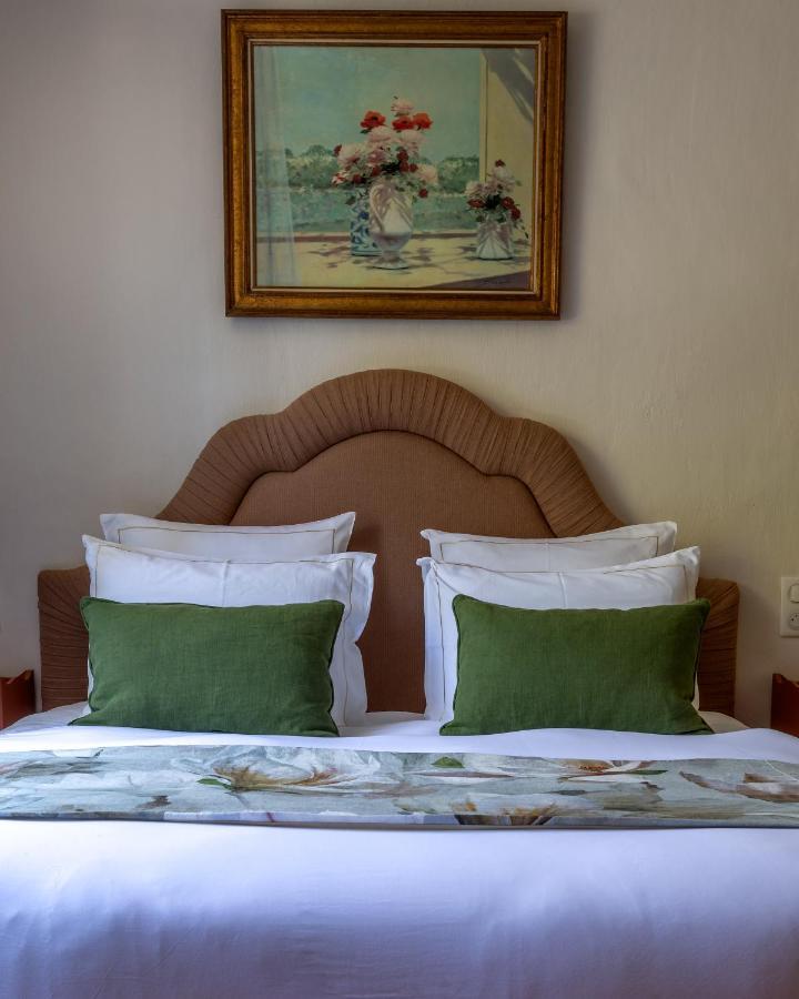 Hotel Restaurant Le Centenaire Les Eyzies ภายนอก รูปภาพ